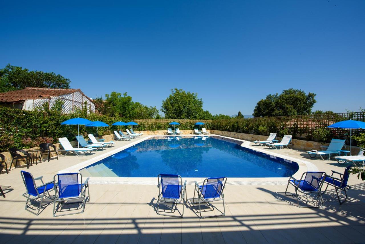 Angelo Del'Arte Estate Hotel Kanali  Exterior photo